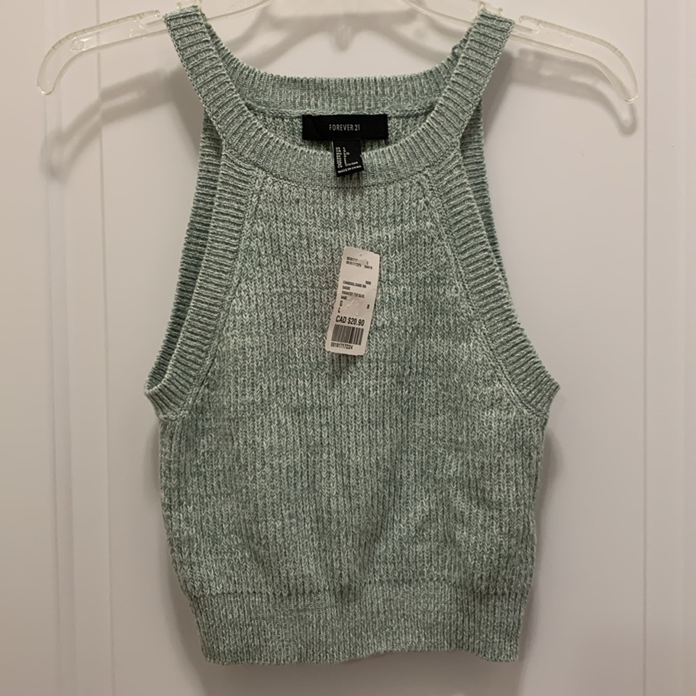 NWT Forever 21 crop top L